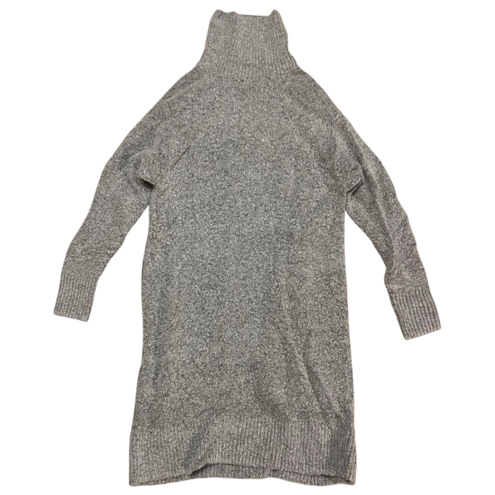 H&M Grey turtleneck sweater dress #winter